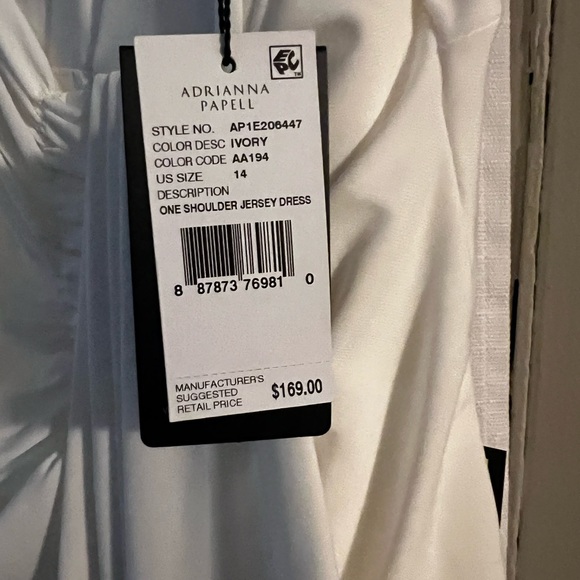 Adrianna Papell full length gown - Picture 6 of 11